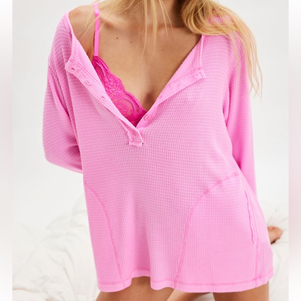 Free people sleepy eye tee pop of pink combo thermal long sleeve top NWT